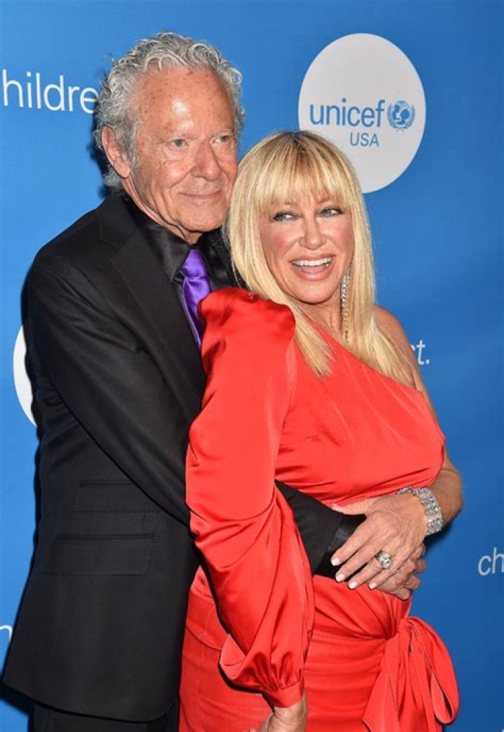 All About Her Marriage To Alan Hamel Hollywood Life |