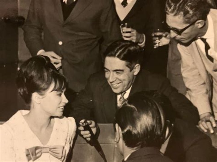 Astrud Gilberto Siblings: Meet Her 2 Sisters