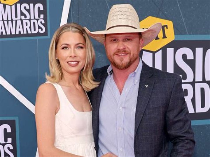 Cody Johnson's Love Story With Wife Brandi In The Spotlight ·
