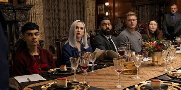 Does The Haunting of Hill House's Star Victoria Pedretti Have Boyfriend? Know About Her Love Affairs ·