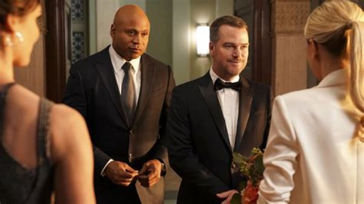 How Did NCIS LA's Linda Hunt Meet Karen Kline?