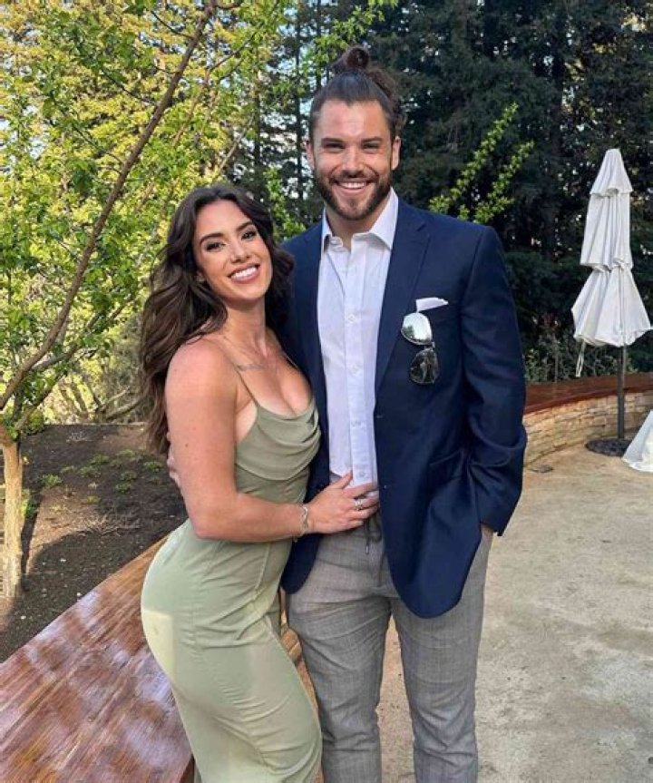 How Old Is Alexis Bawden? Age, Wikipedia, Bio, Nick Bawden's Wife, Family, Net Worth