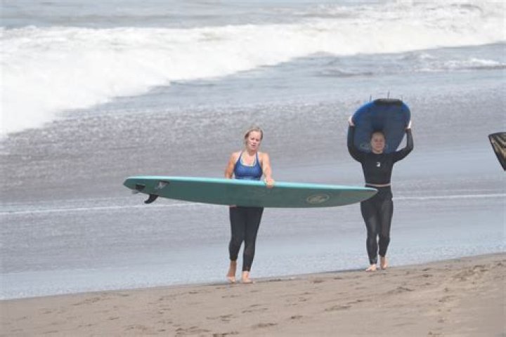 How To Surf Like Famous Twins Sway And Allie