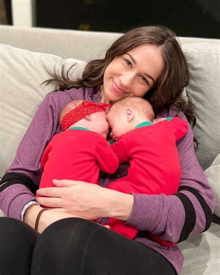 JadeVibe | Colleen Ballinger Welcomes Twins With Husband Erik Stocklin In emergency C-section