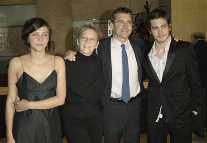 Jake Gyllenhaal Siblings: Meet Maggie Gyllenhaal
