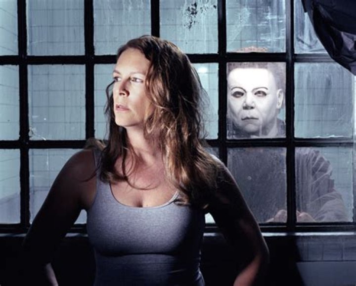 Jamie Lee Curtis In Halloween Franchise Movies Hollywood Life