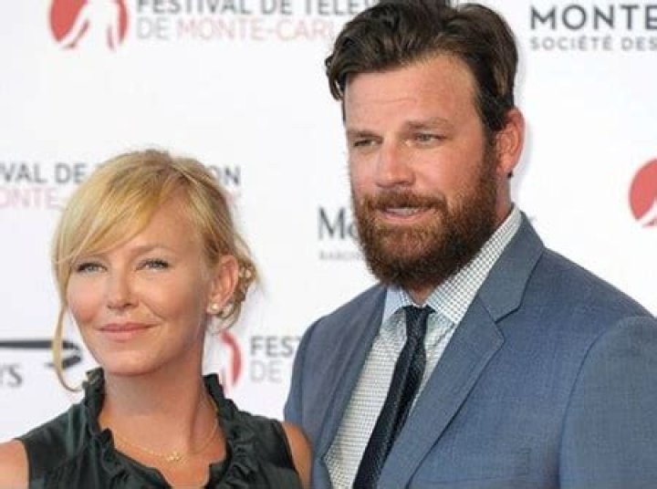 Kelli Giddish Married Husband Lawrence Faulborn in 2015 ·