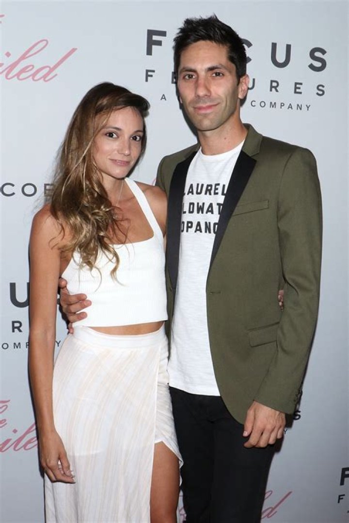 Nev Schulman Wife Laure Perlongo, Relationship, Kids, How Did They Meet, Net Worth