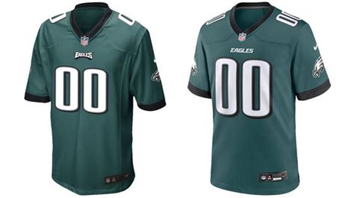 Nikki & Brie Bellas Babies Wear Philadelphia Eagles Jerseys: Photos Hollywood Life |