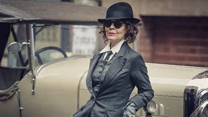 Peaky Blinders Actress, Helen McCrory In a Blissful Married Life with Husband Damian Lewis! Know her ·