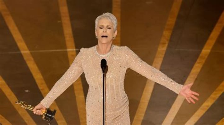 Photos of Her Performance Looks Hollywood Life |