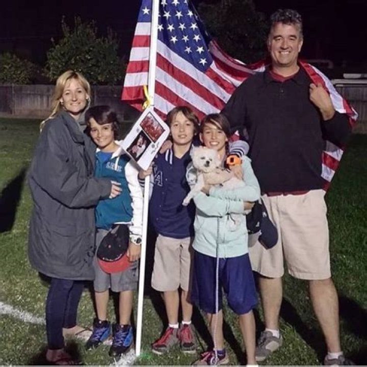 Robert Daniel Sloan - Age, Family, Bio ·