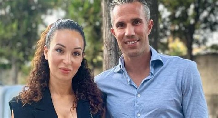Robin Van Persie Age, Bio, Parents, Career, Net worth, Wife