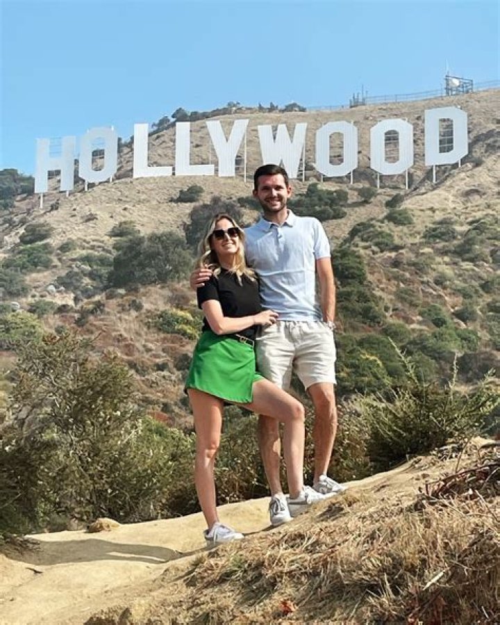 See Message Hollywood Life | MoxVlog