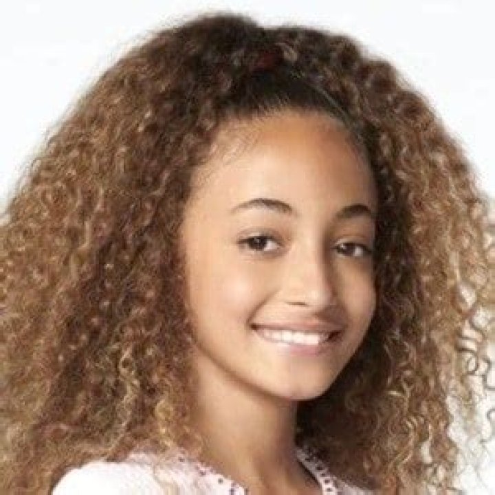 Sophia Pippen - Age, Family, Bio ·