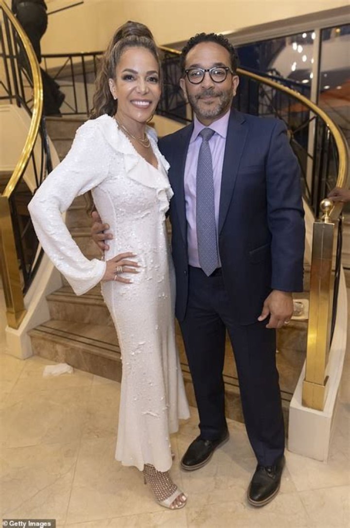 Steve Lacy (News Anchor) Wife, Wiki, Biography, Age, Parents, Ethnicity, Height, Net Worth