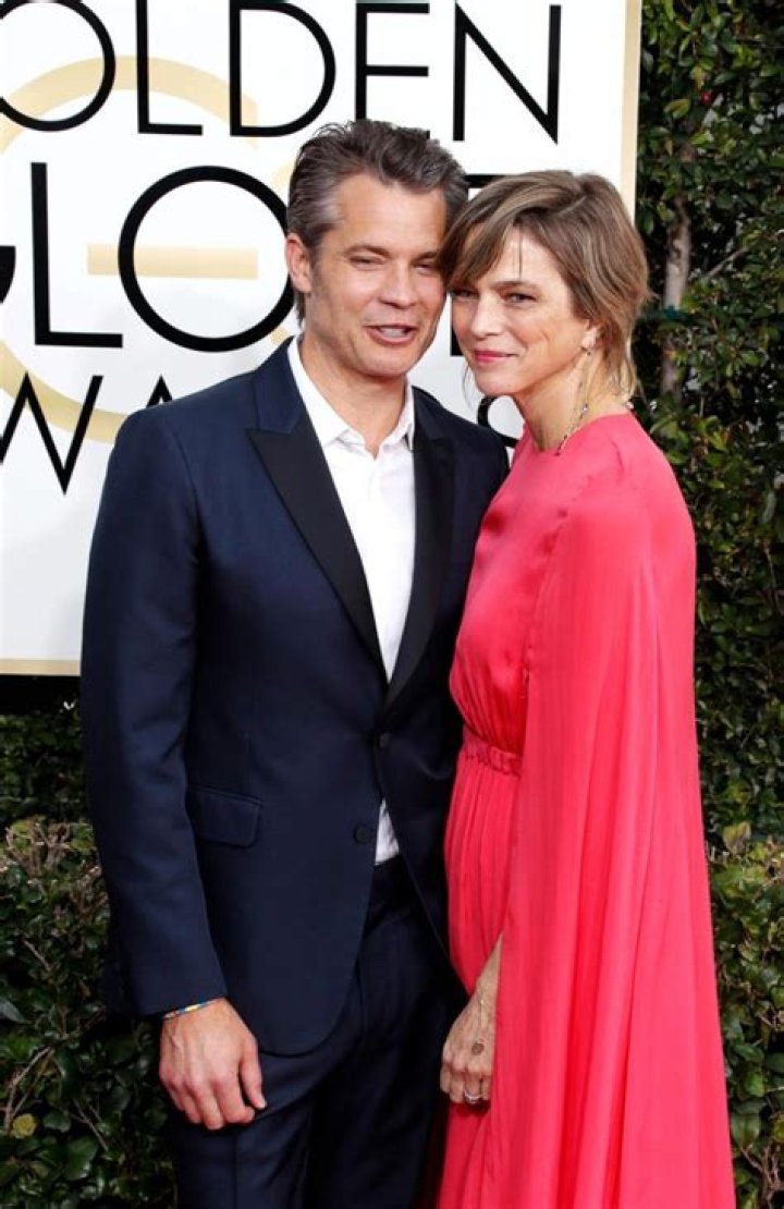 Timothy Olyphant Wife, College Sweetheart Alexis Knief, Married In 1991, Three Children, Family