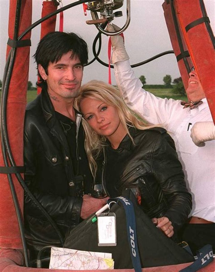 Tommy Lee Divorce Crushed Me Despite Abuse Hollywood Life |