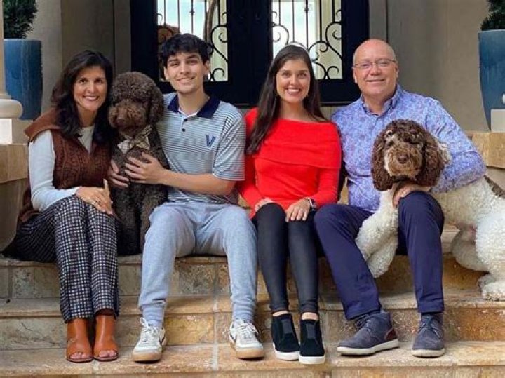 Who Are Conner Smith Parents? Parents Job, Parents Nationality, Parents Origin