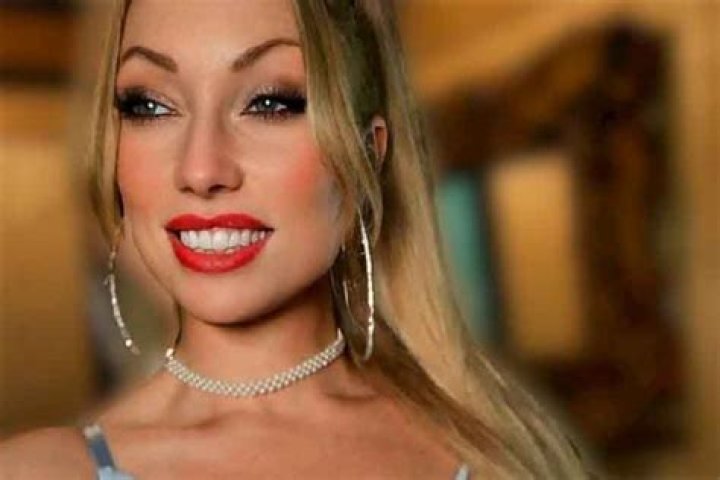 Who Is Ame Bibabi? Is She Single? Wiki, & Earnings