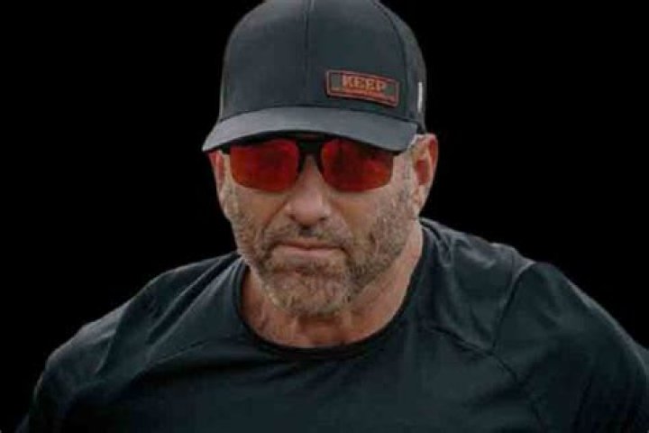 Who Is Cameron Hanes? Is He Still Married? His Wiki, & Net Worth