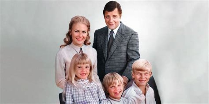 Who Is Jann Wenner?, Age, Height, Education, Career, Family, Net Worth