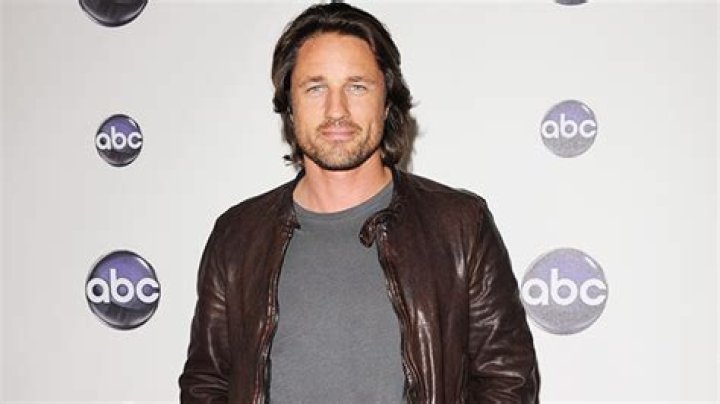 Who is Martin Henderson Girlfriend & Did they Just Call it Quits? Hollywood Life