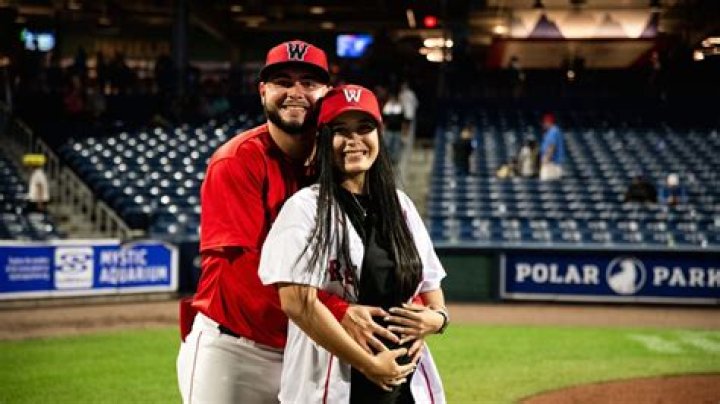 Who Is Wilyer Abreu? Wiki, Girlfriend, Stats, Net Worth